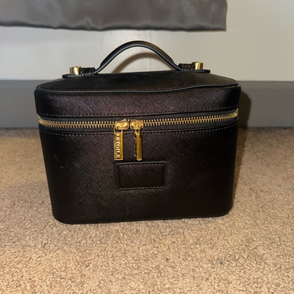 Etoile Mini Vanity Case in Black - Picture 5 of 8